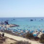 Пляж в бухте Коннос (Konos bay).